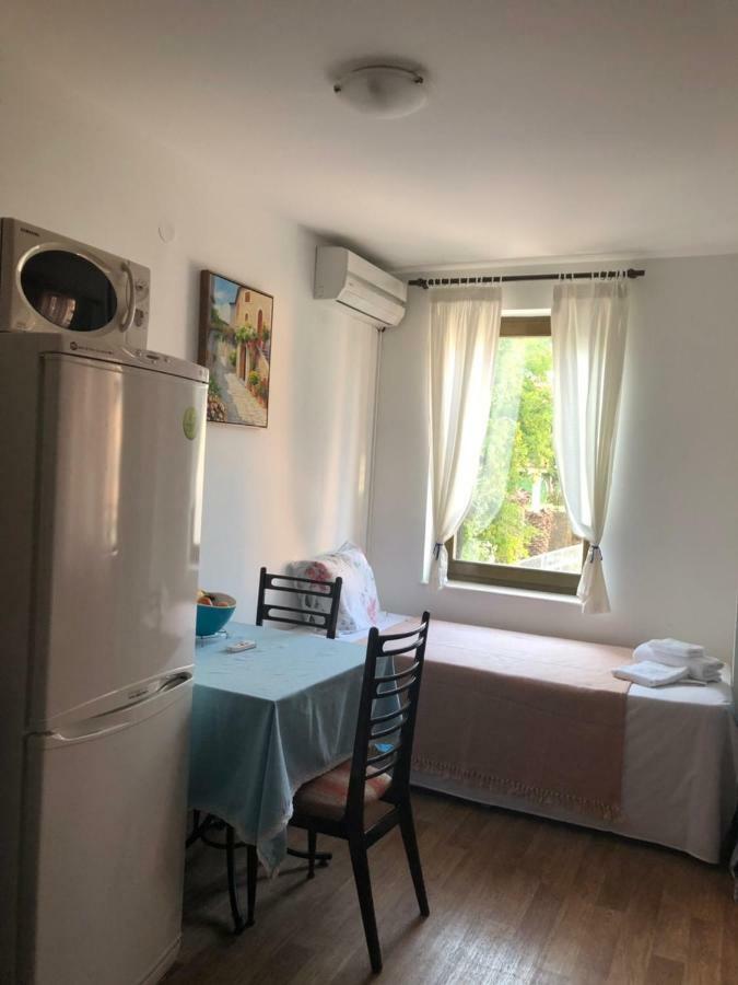 Apartmani Petrija Prčanj Exterior foto