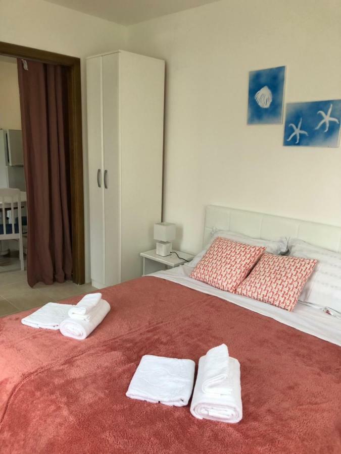 Apartmani Petrija Prčanj Exterior foto